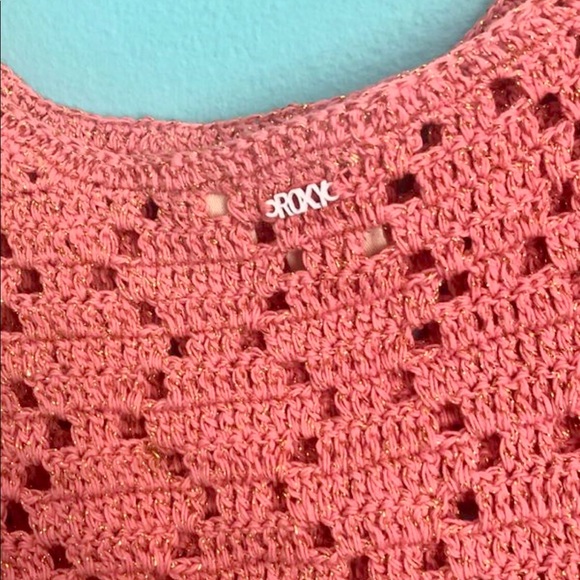 Roxy Crop Top - Women’s size medium - Picture 2 of 3
